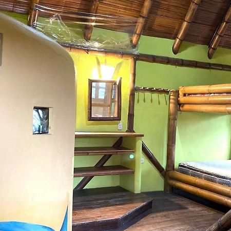 Hotel El Bochinche Mompiche Esterno foto